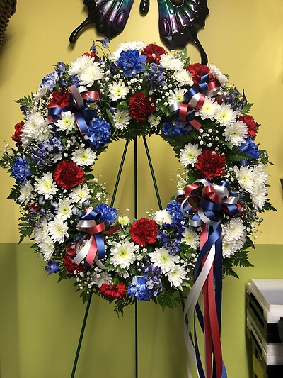 Patriotic wreath r/w/b